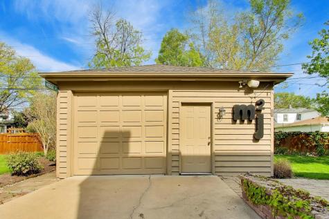 327 South Knight Avenue Park Ridge IL 60068