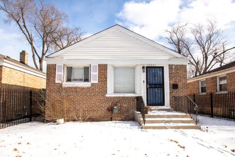 10005 South Calhoun Avenue Chicago IL 60617