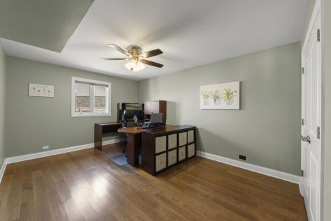 17652 Crestview Court Orland Park IL 60467