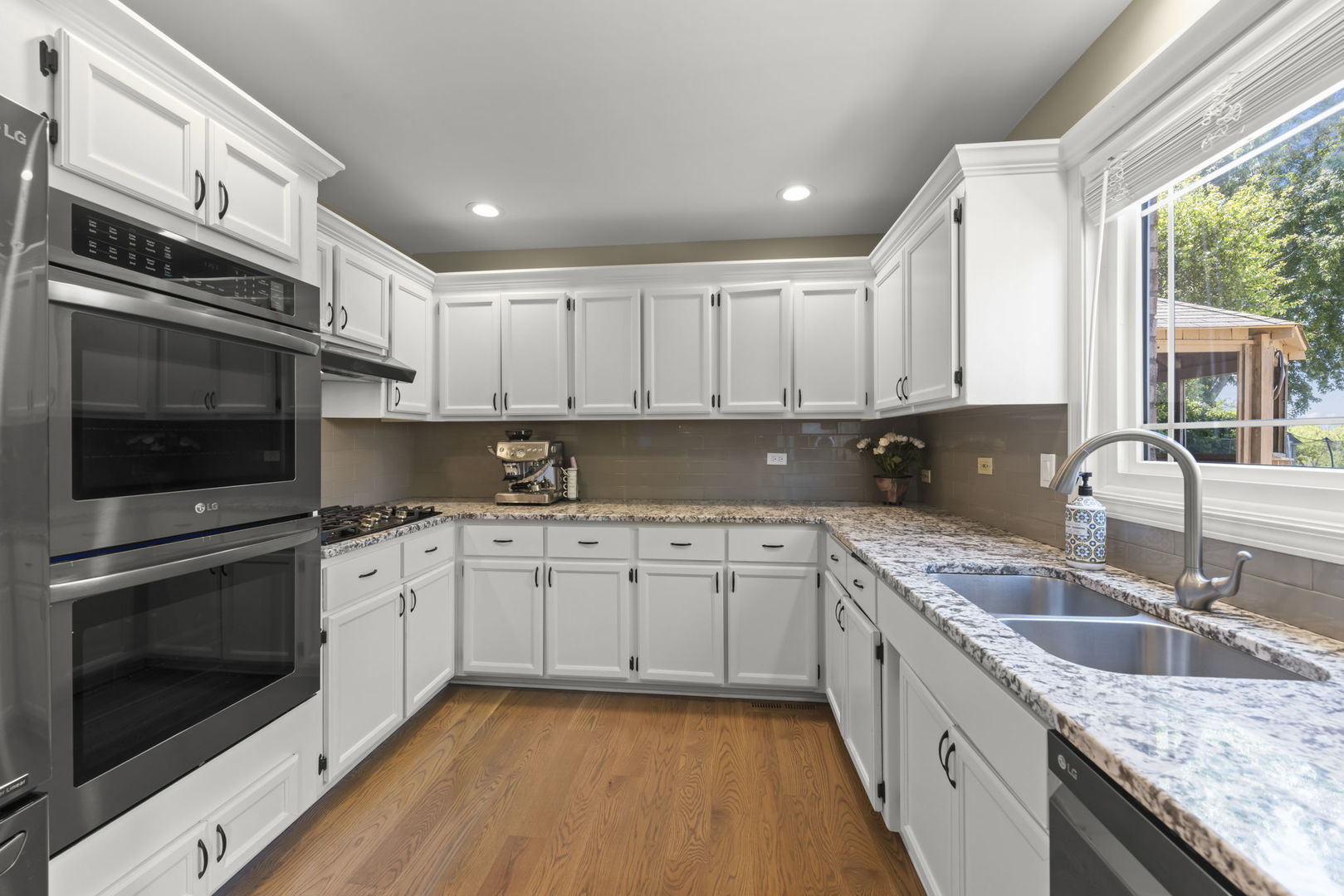 17652 Crestview Court Orland Park IL 60467