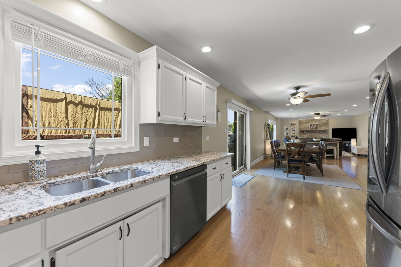 17652 Crestview Court Orland Park IL 60467