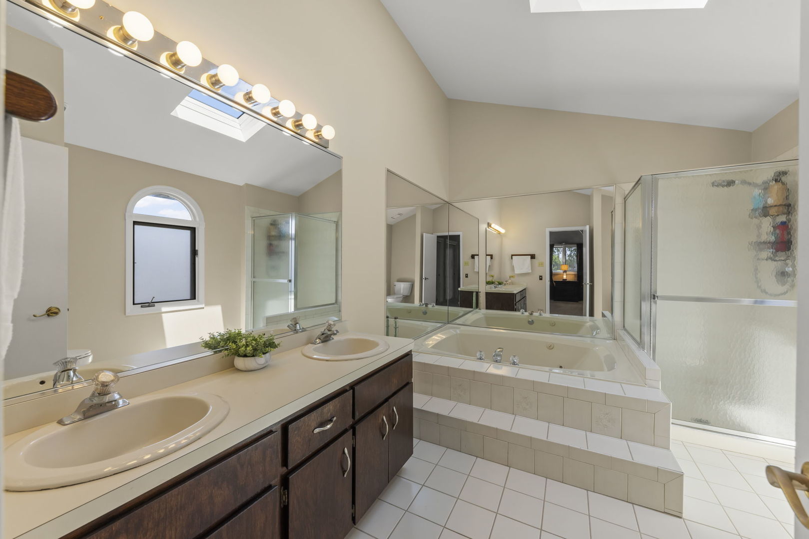 17652 Crestview Court Orland Park IL 60467