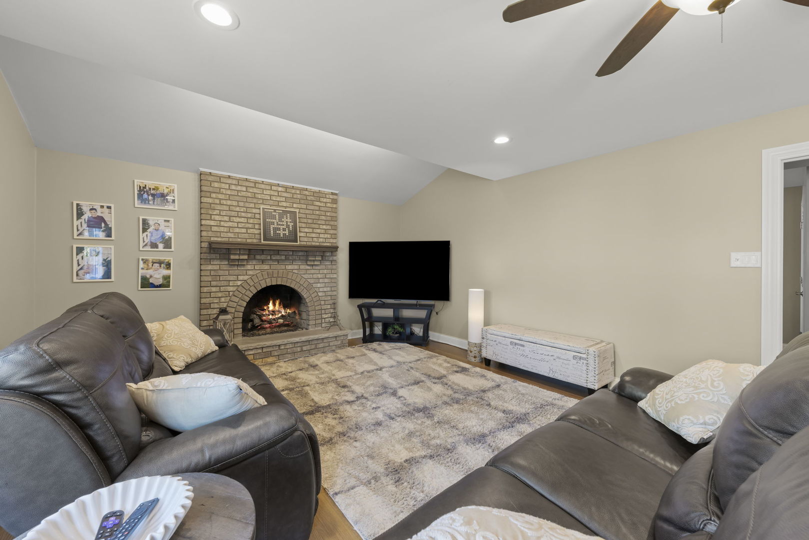 17652 Crestview Court Orland Park IL 60467