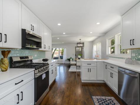 5720 Reba Street Morton Grove IL 60053
