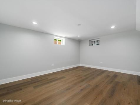 5720 Reba Street Morton Grove IL 60053