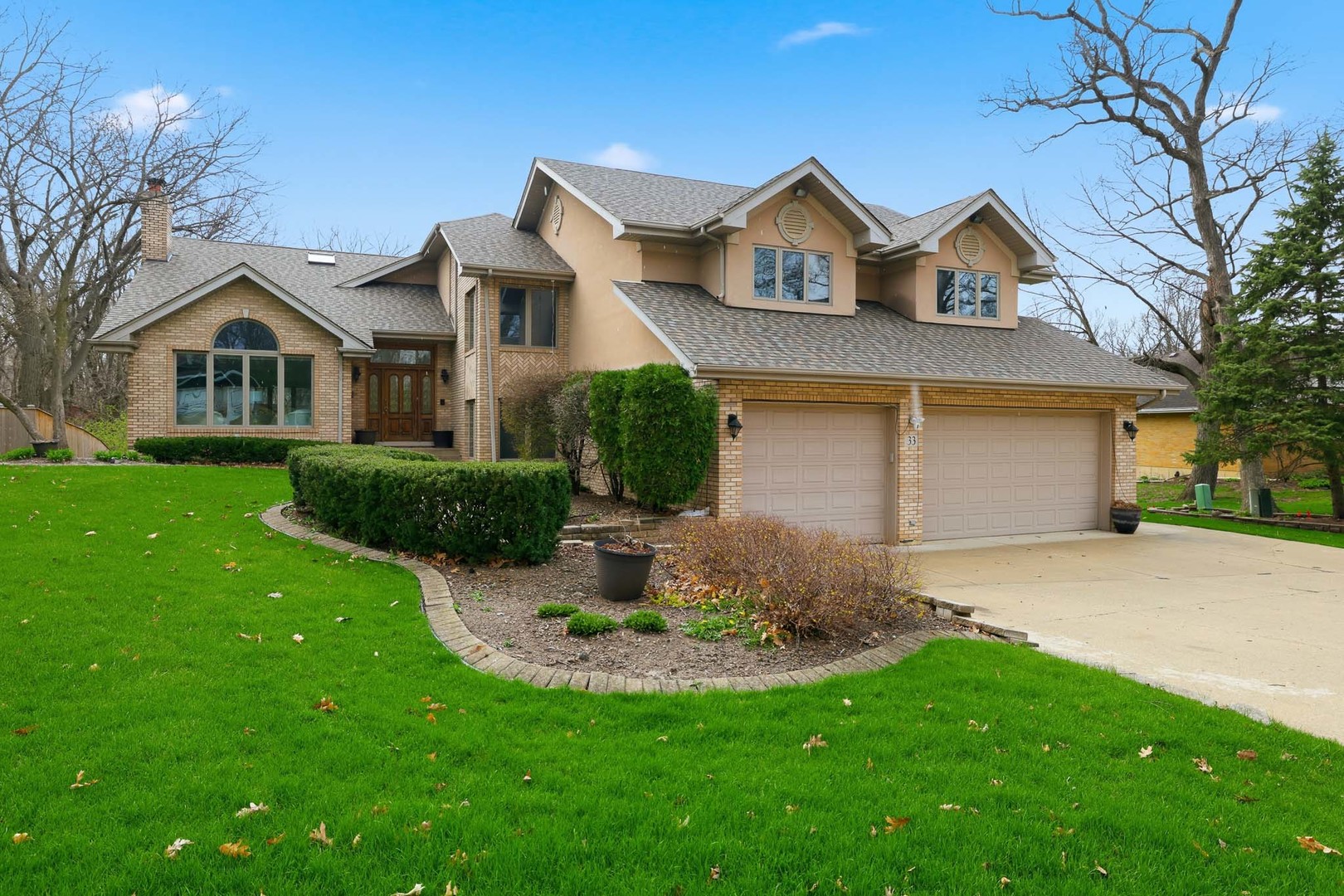 33 West Eureka Drive Lemont IL 60439