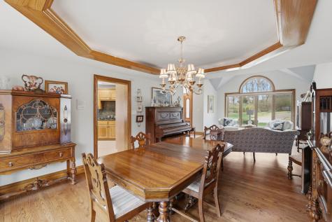 33 West Eureka Drive Lemont IL 60439