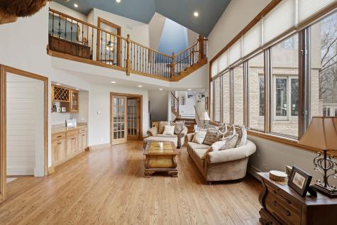 33 West Eureka Drive Lemont IL 60439