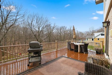 33 West Eureka Drive Lemont IL 60439