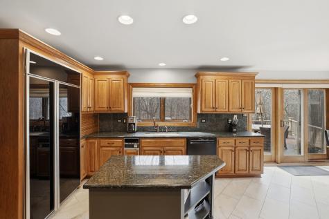 33 West Eureka Drive Lemont IL 60439