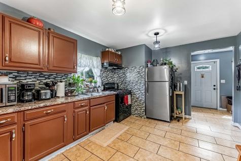 408 Gardner Street Joliet IL 60433