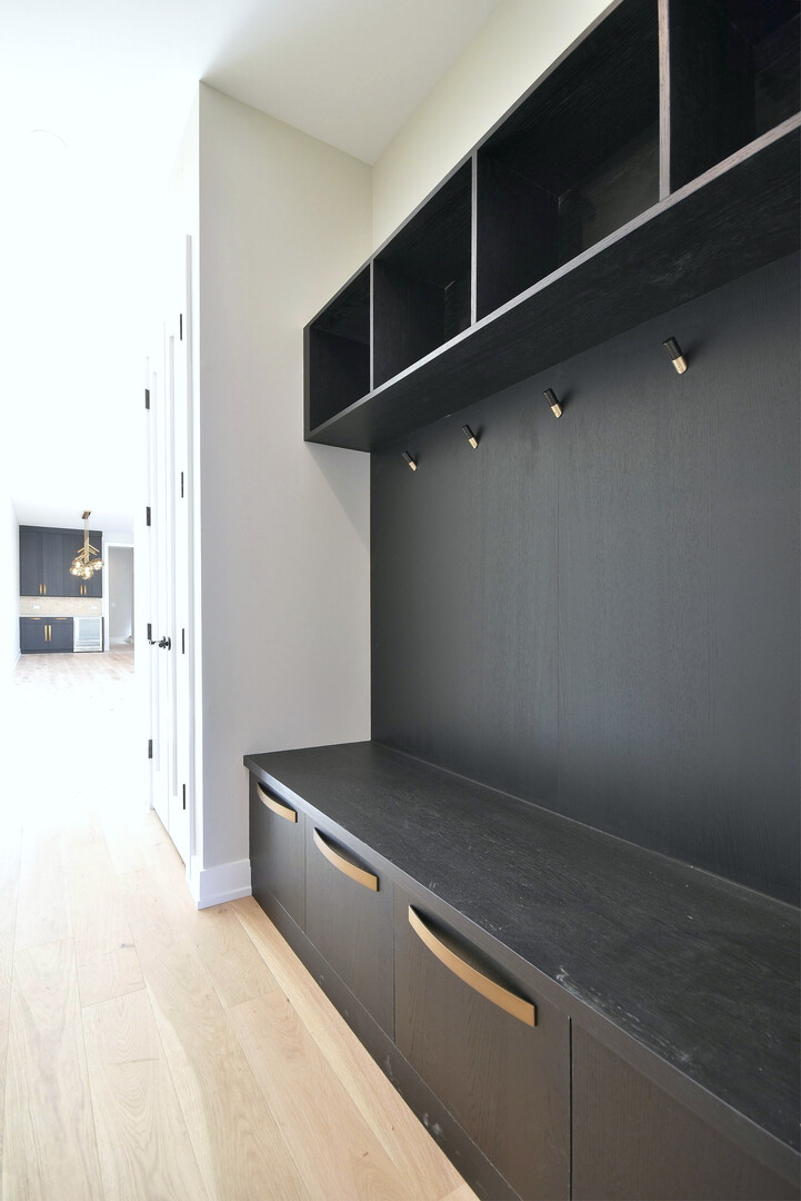 256 Addison Avenue N Elmhurst IL 60126