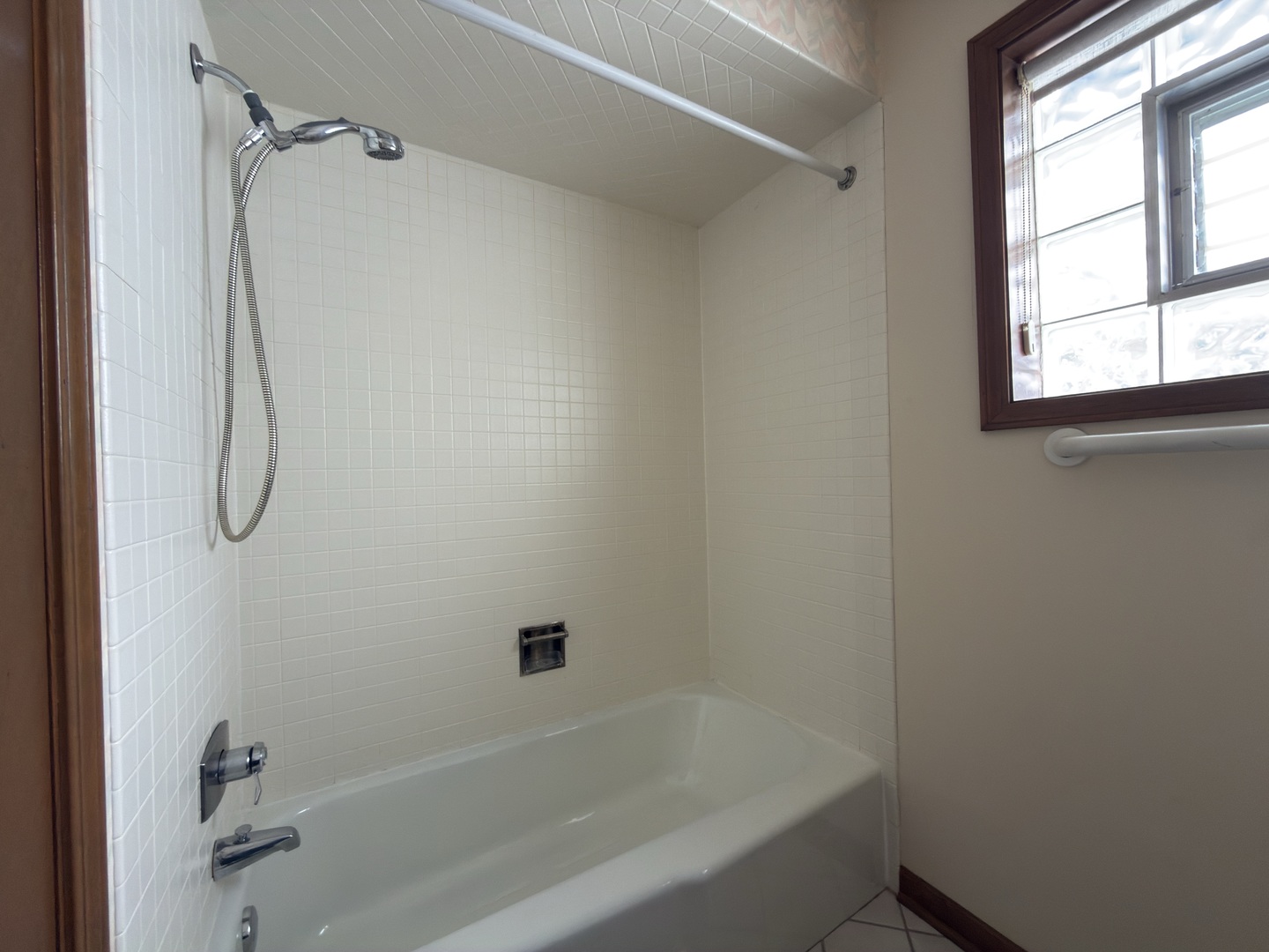 7700 Apple Tree Lane Willowbrook IL 60527