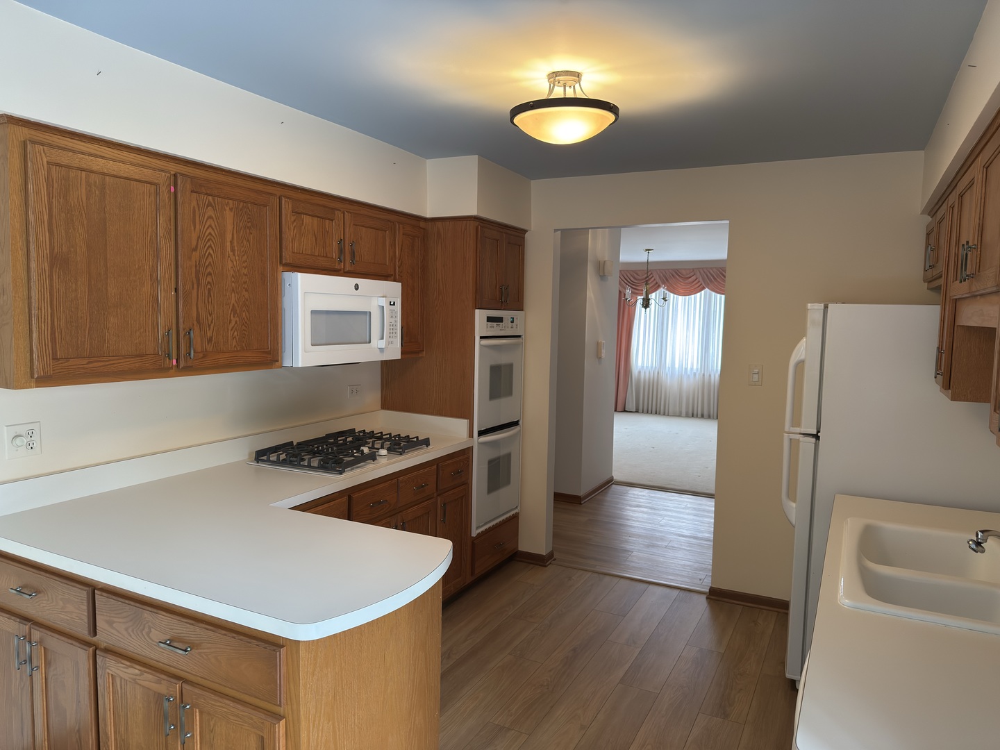 7700 Apple Tree Lane Willowbrook IL 60527