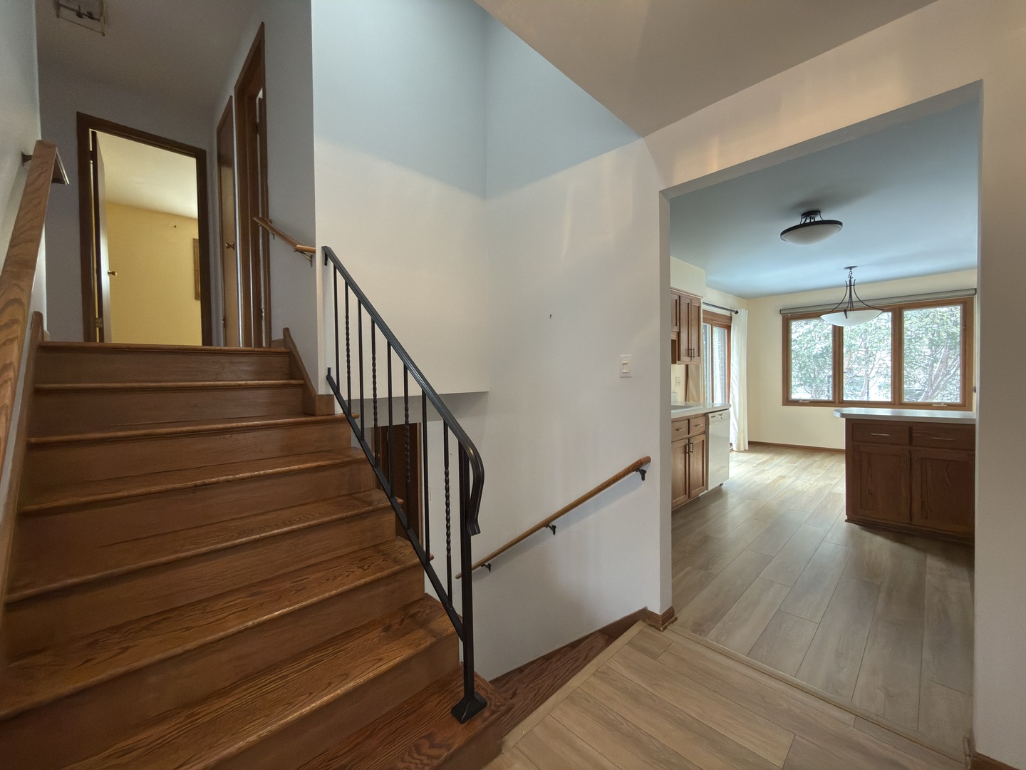 7700 Apple Tree Lane Willowbrook IL 60527