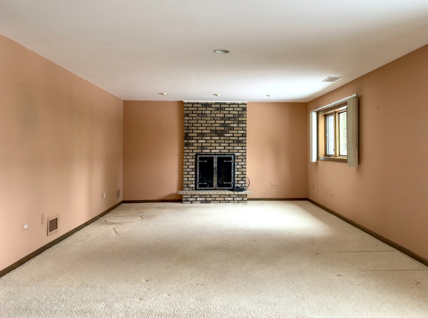 7700 Apple Tree Lane Willowbrook IL 60527
