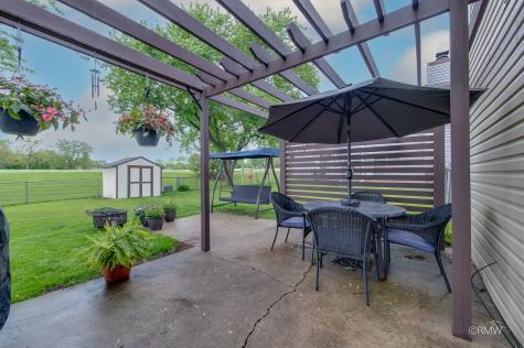 942 West Clearwater Street Roselle IL 60172