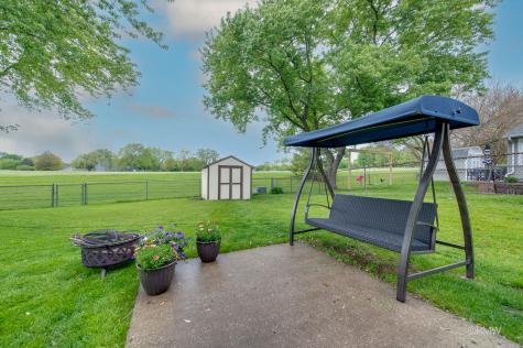 942 West Clearwater Street Roselle IL 60172