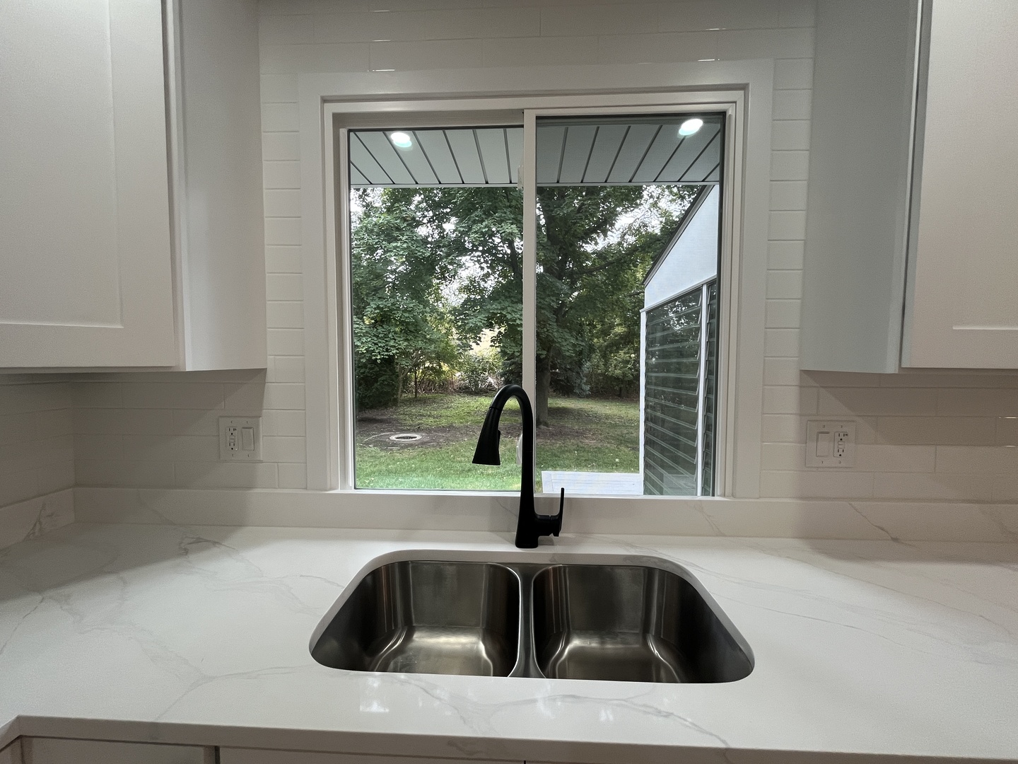 403 Burlington Avenue Clarendon Hills IL 60514