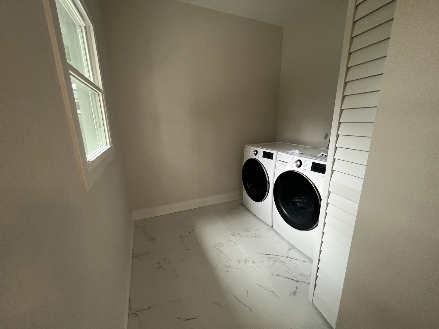 403 Burlington Avenue Clarendon Hills IL 60514