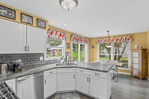 135 Arquilla Drive Algonquin IL 60102