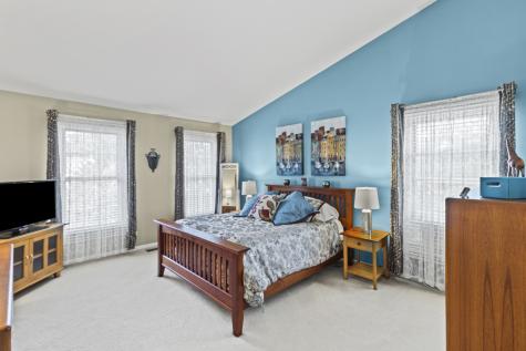 135 Arquilla Drive Algonquin IL 60102