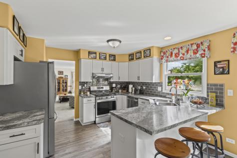 135 Arquilla Drive Algonquin IL 60102