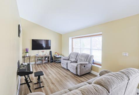 520 Calgary Way Belvidere IL 61008