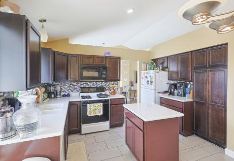 520 Calgary Way Belvidere IL 61008