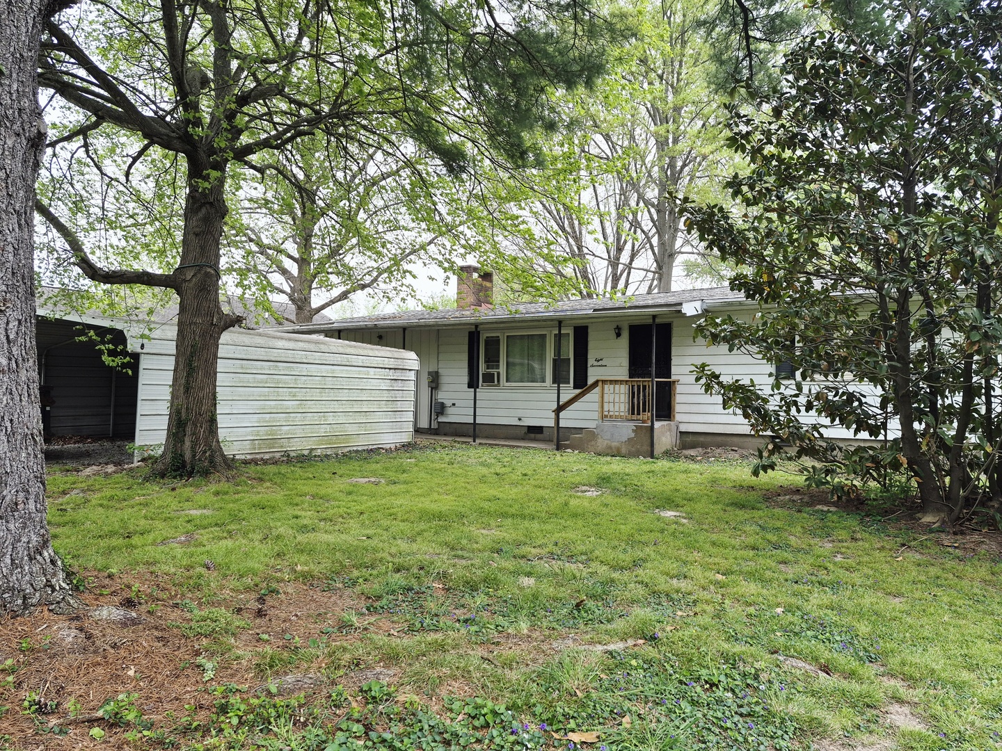 817 South 3rd Street Herrin IL 62948