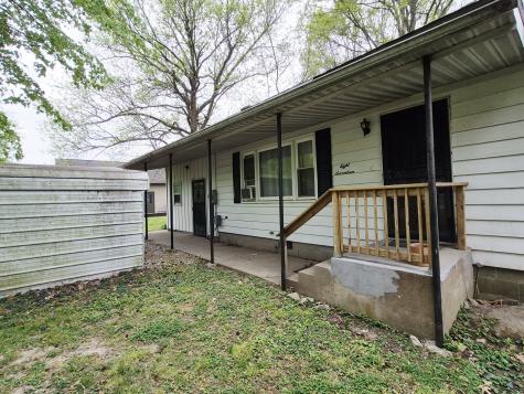 817 South 3rd Street Herrin IL 62948