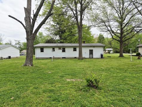 817 South 3rd Street Herrin IL 62948