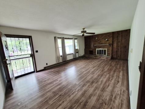 817 South 3rd Street Herrin IL 62948