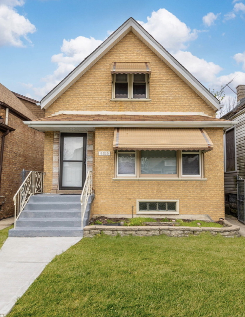 6519 South Oakley Avenue Chicago IL 60636