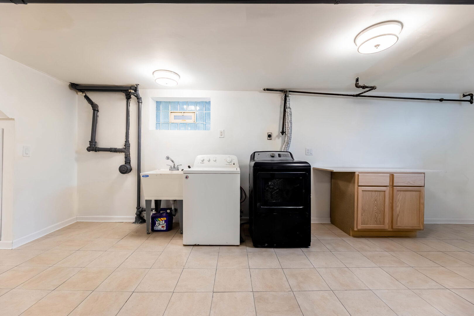 6519 South Oakley Avenue Chicago IL 60636