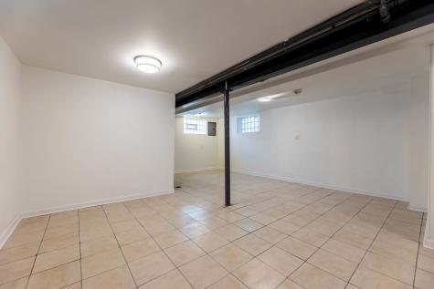 6519 South Oakley Avenue Chicago IL 60636