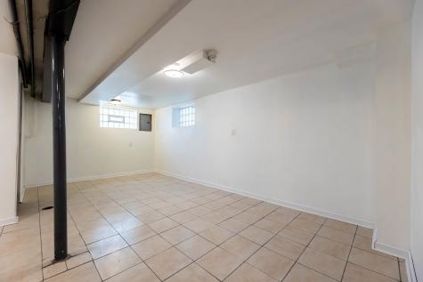 6519 South Oakley Avenue Chicago IL 60636