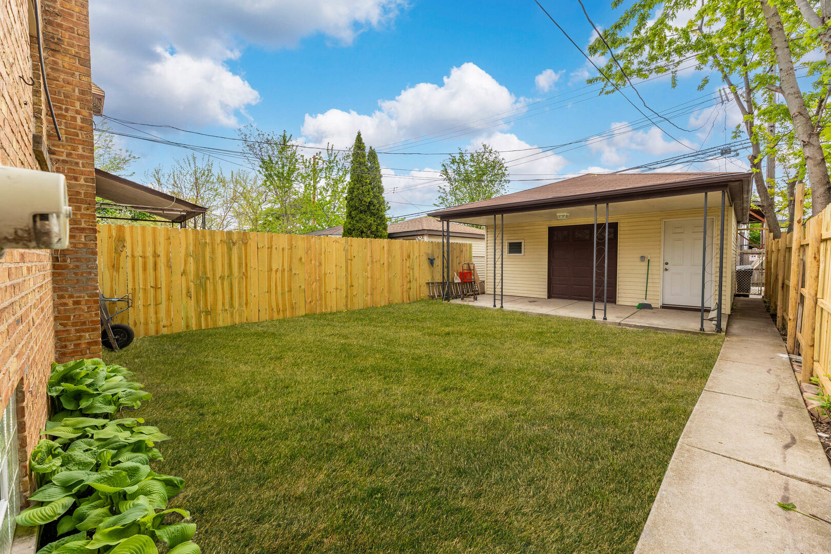 6519 South Oakley Avenue Chicago IL 60636