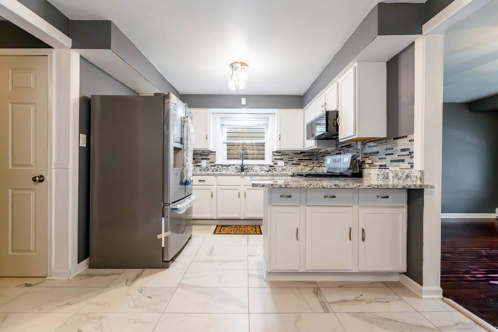 6519 South Oakley Avenue Chicago IL 60636
