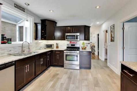 7937 West Elmgrove Drive Elmwood Park IL 60707