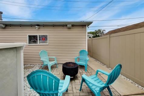 7937 West Elmgrove Drive Elmwood Park IL 60707