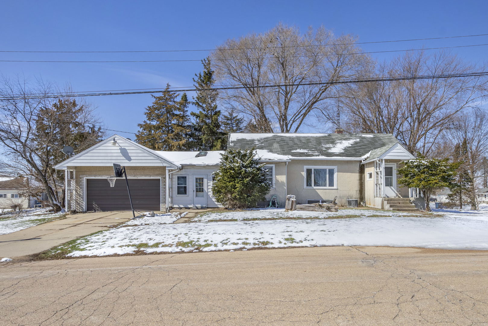 101 West 7th Street Spring Valley IL 61362