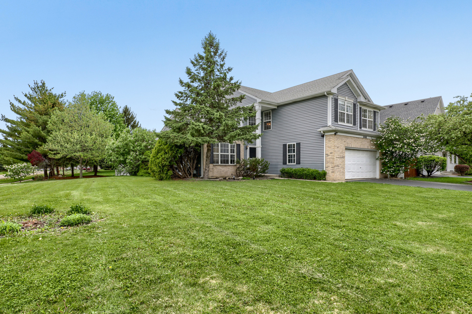 12440 South Bobwhite Lane Plainfield IL 60585