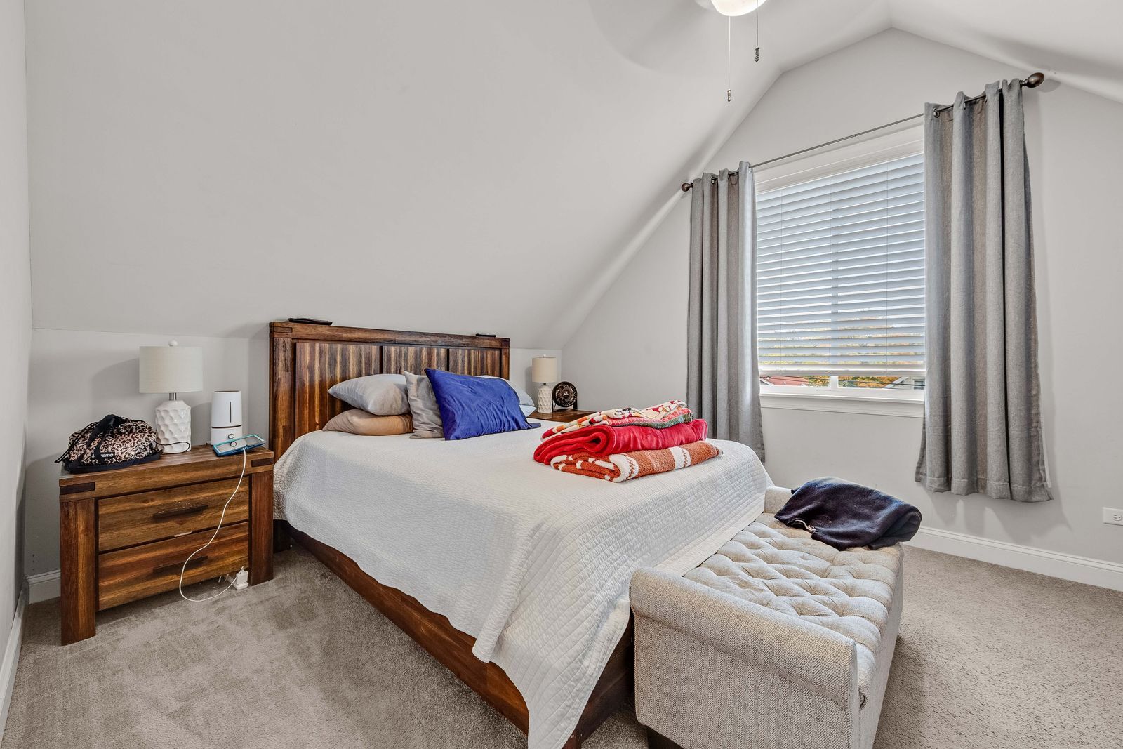 2053 North Lavergne Avenue Chicago IL 60639