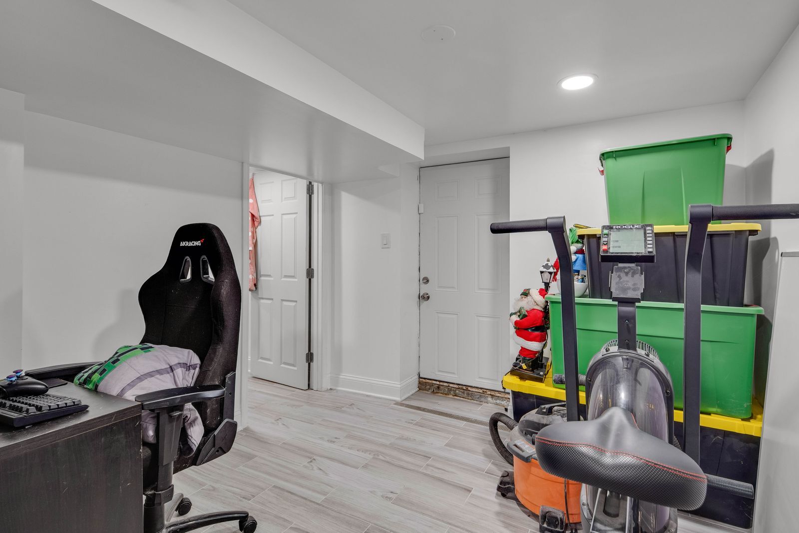 2053 North Lavergne Avenue Chicago IL 60639