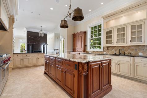 344 Old Sutton Road Barrington IL 60010