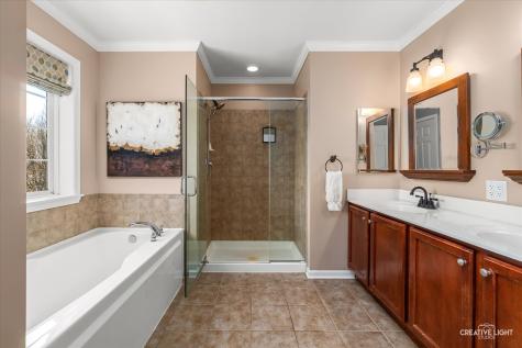232 Loradale Road Oswego IL 60543