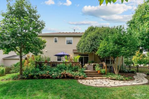 232 Loradale Road Oswego IL 60543