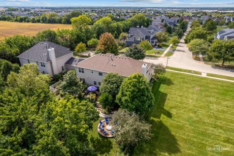232 Loradale Road Oswego IL 60543