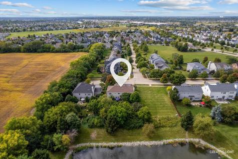 232 Loradale Road Oswego IL 60543